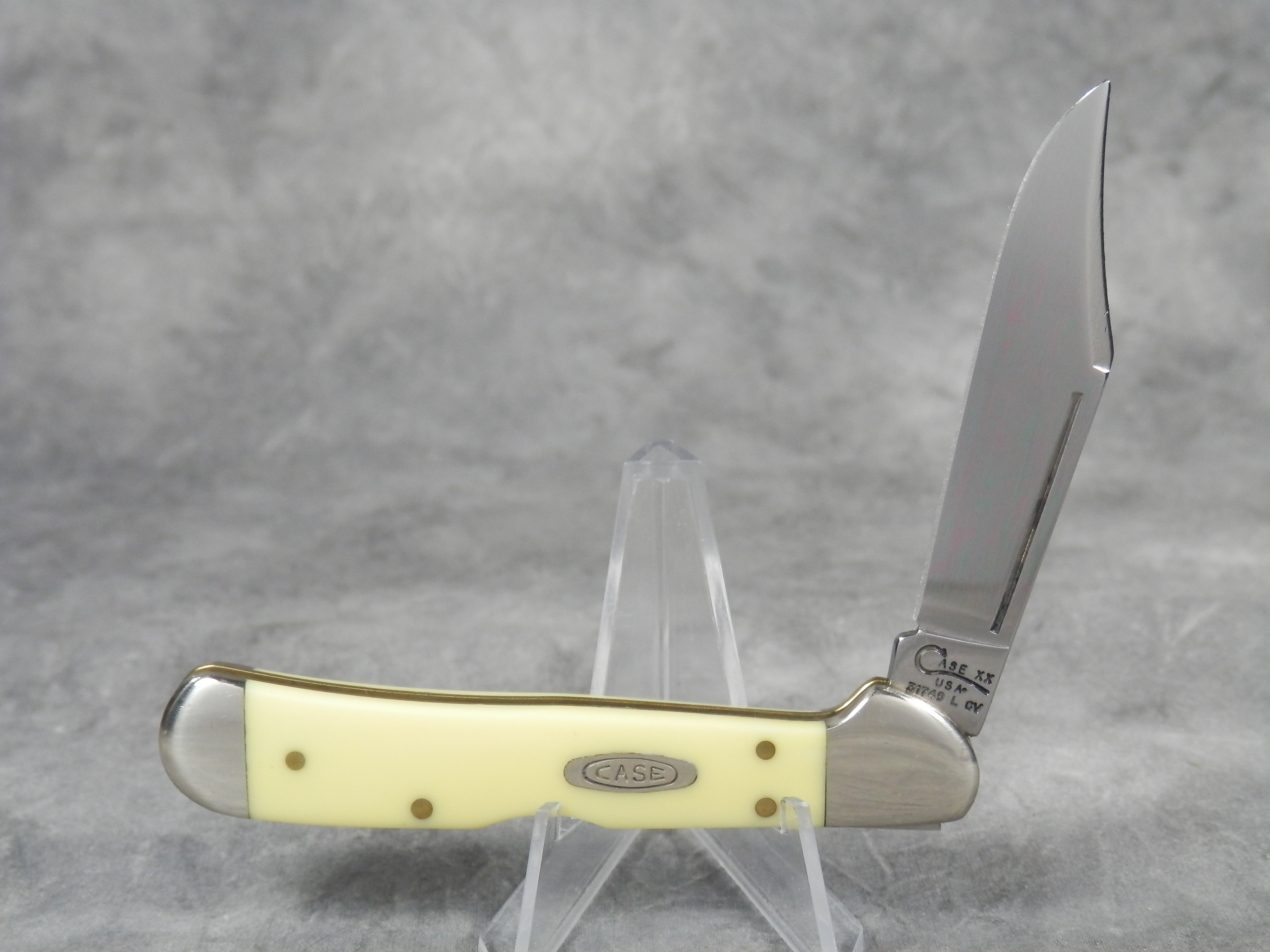 1999 case xx usa 31749l cv smooth yellow mini copperlock pocket knife current market value