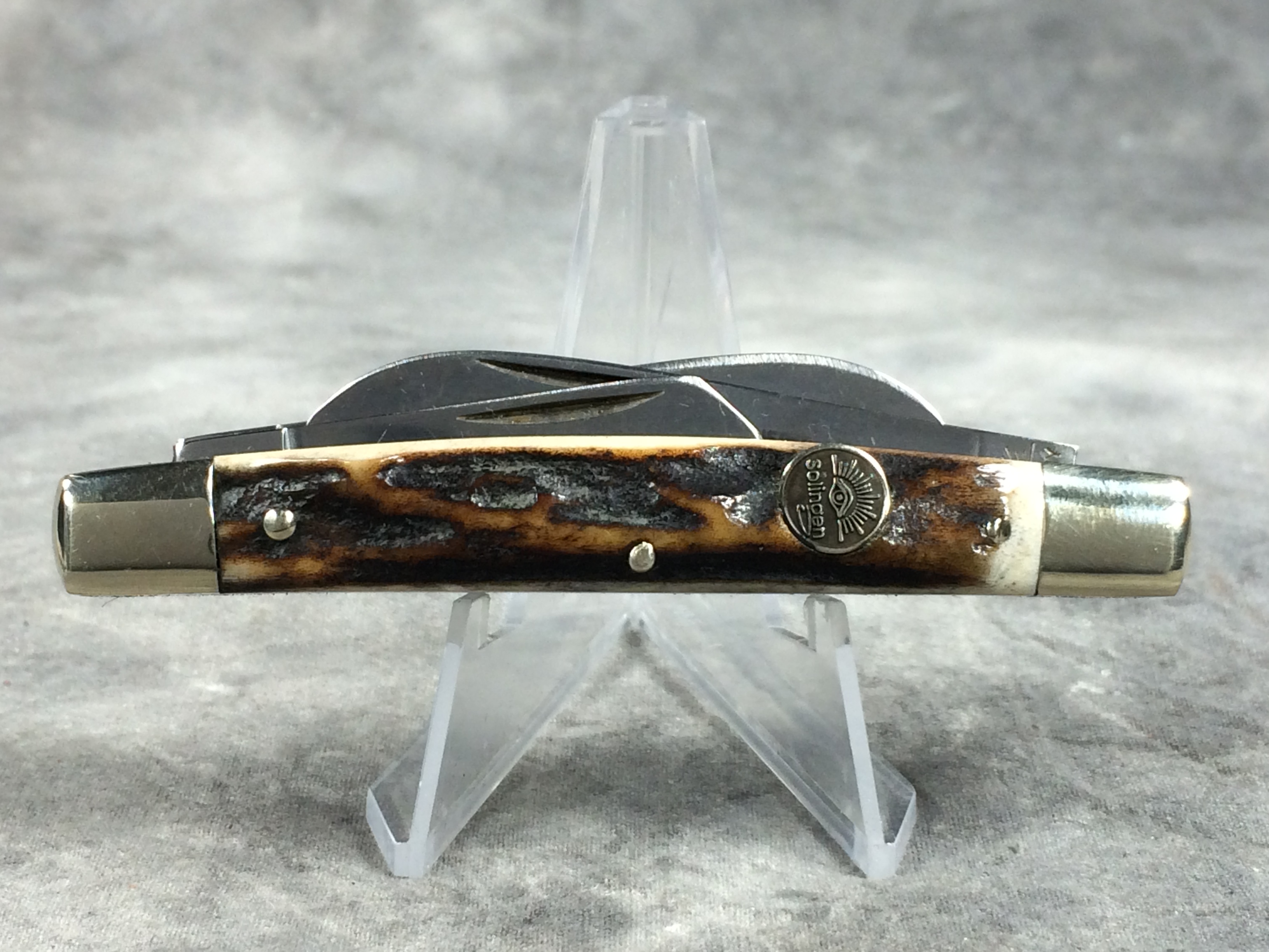 What is a GERMAN EYE CARL SCHLIEPER 56-DS Stag Congress Pocket Knife worth?